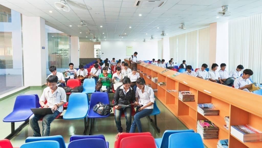 Phân hiệu Quảng Ngãi - Trường Đại học Công nghiệp TP.HCM